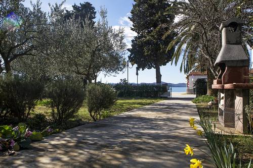 Appartamenti Olive Grove Inn Borik